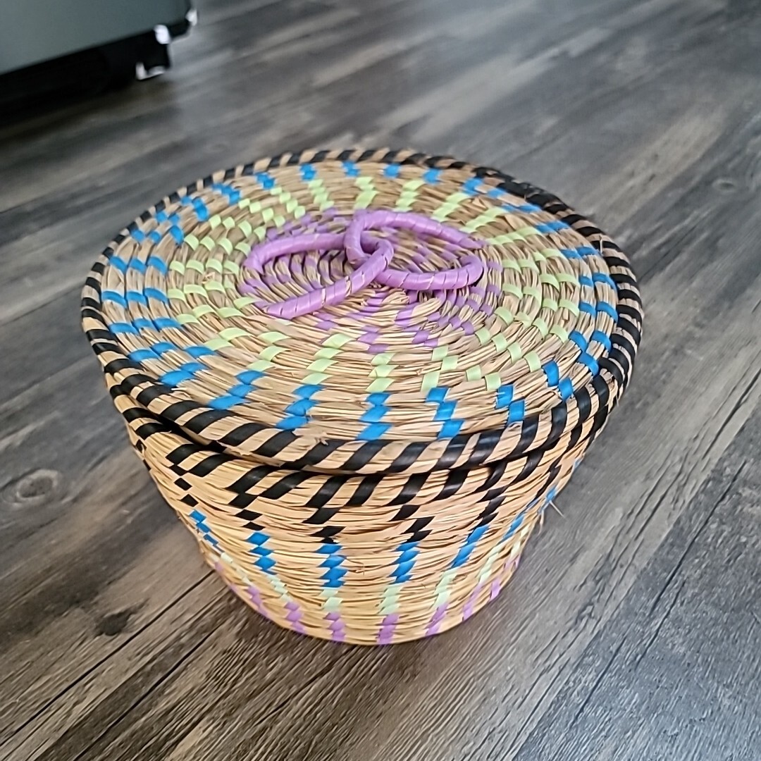 Colorful Straw Nesting Baskets (3)