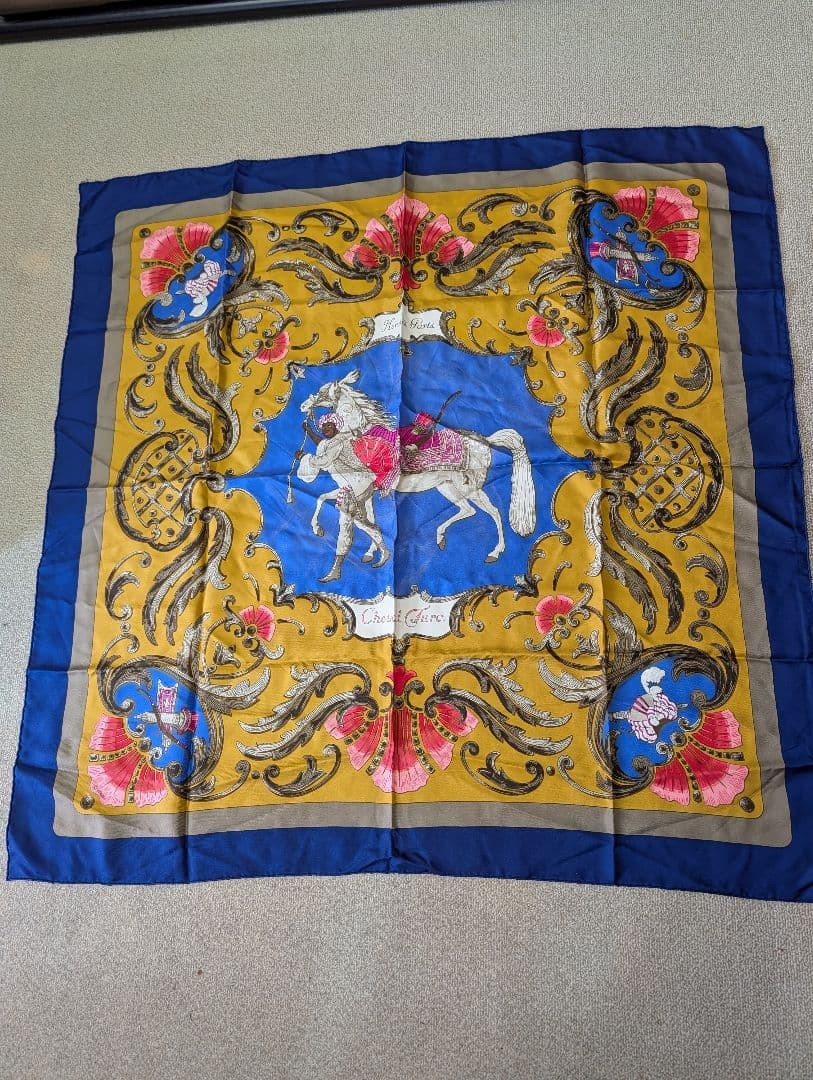 Hermès Scarf Cheval Turc Excellent Condition