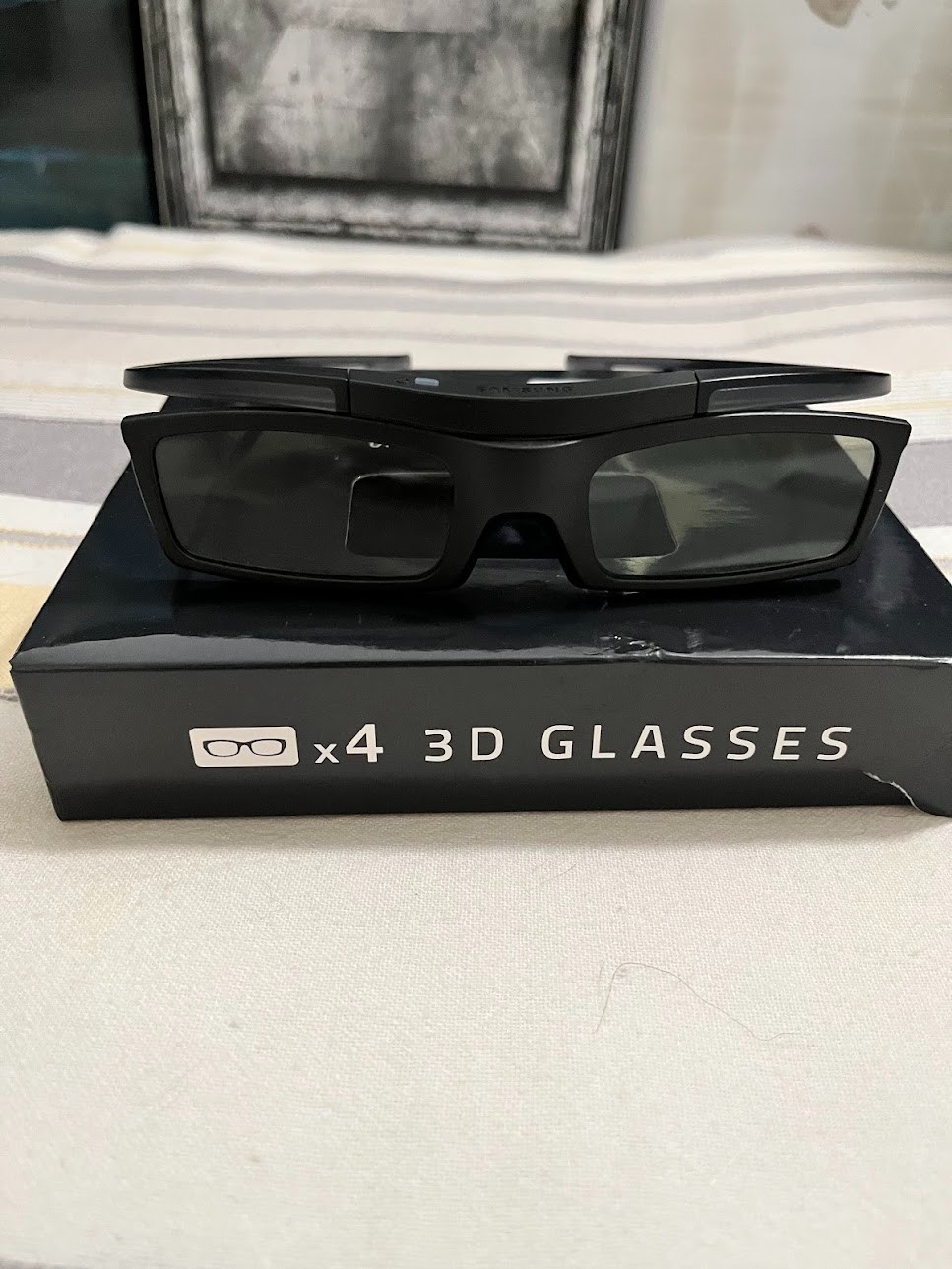 SAMSUNG ACTIVE 3D GLASSES – 4 PACK (SSG-5100GB).