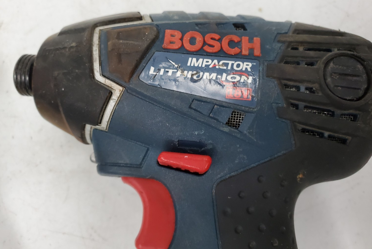 Bosch 18V Tool Set -- Drill (HDH181X) and Impact Driver (25618)
