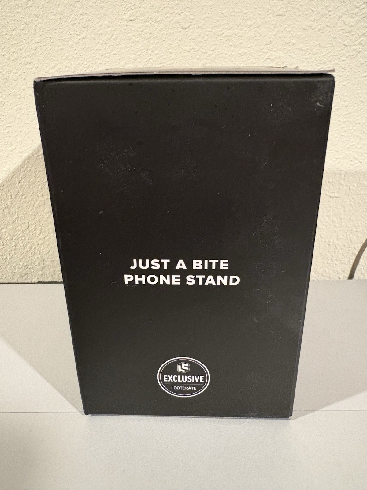 Just A Bite Phone Stand Loot Fright Crate Exclusive Vampire Teeth Dracula