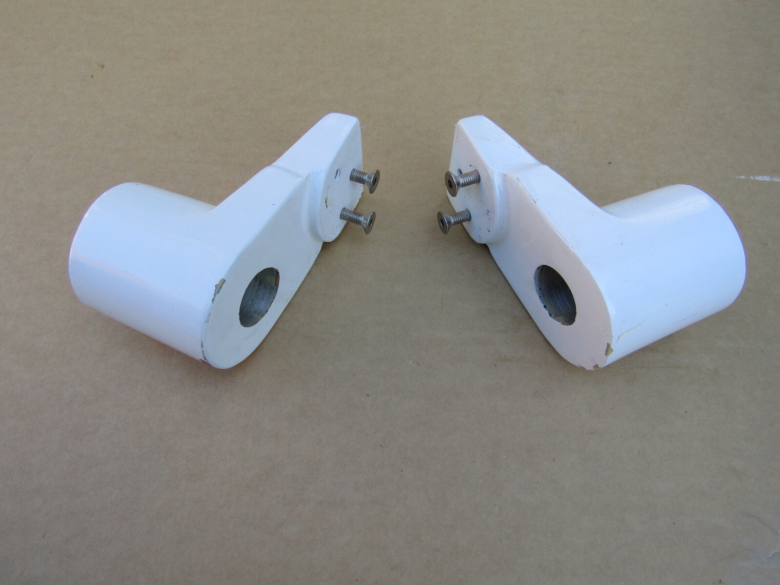 TPC 4000 DENTAL CHAIR ARM REST HOLDERS