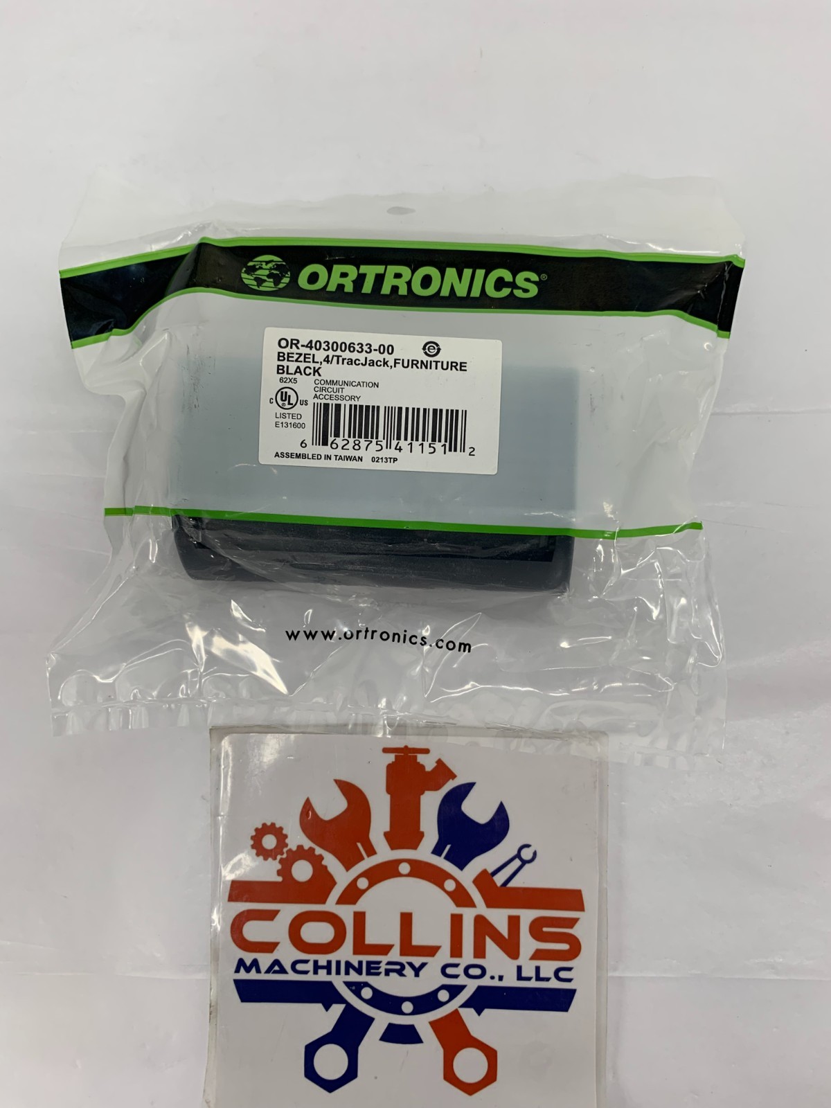 Ortronics OR-40300633-00 Bezel 4-Port TracJack Furniture Plate - Black
