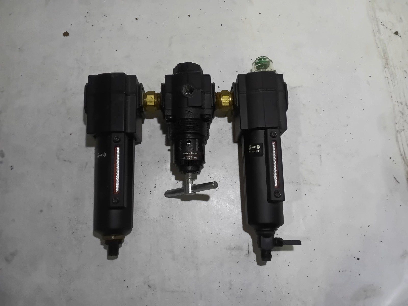 L72C-3AP-QEN OIL FOG LUBRICATOR & F72G-3AN-AE1 & R72G-3AT-RMG (E12B)