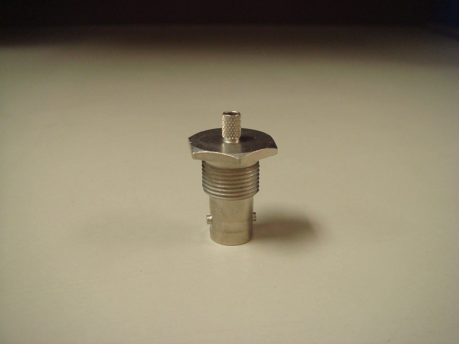 Amp 5225398-7 New, Unused RF/Coaxial Connecter (BNC Jack, Straight, 50 ohm)