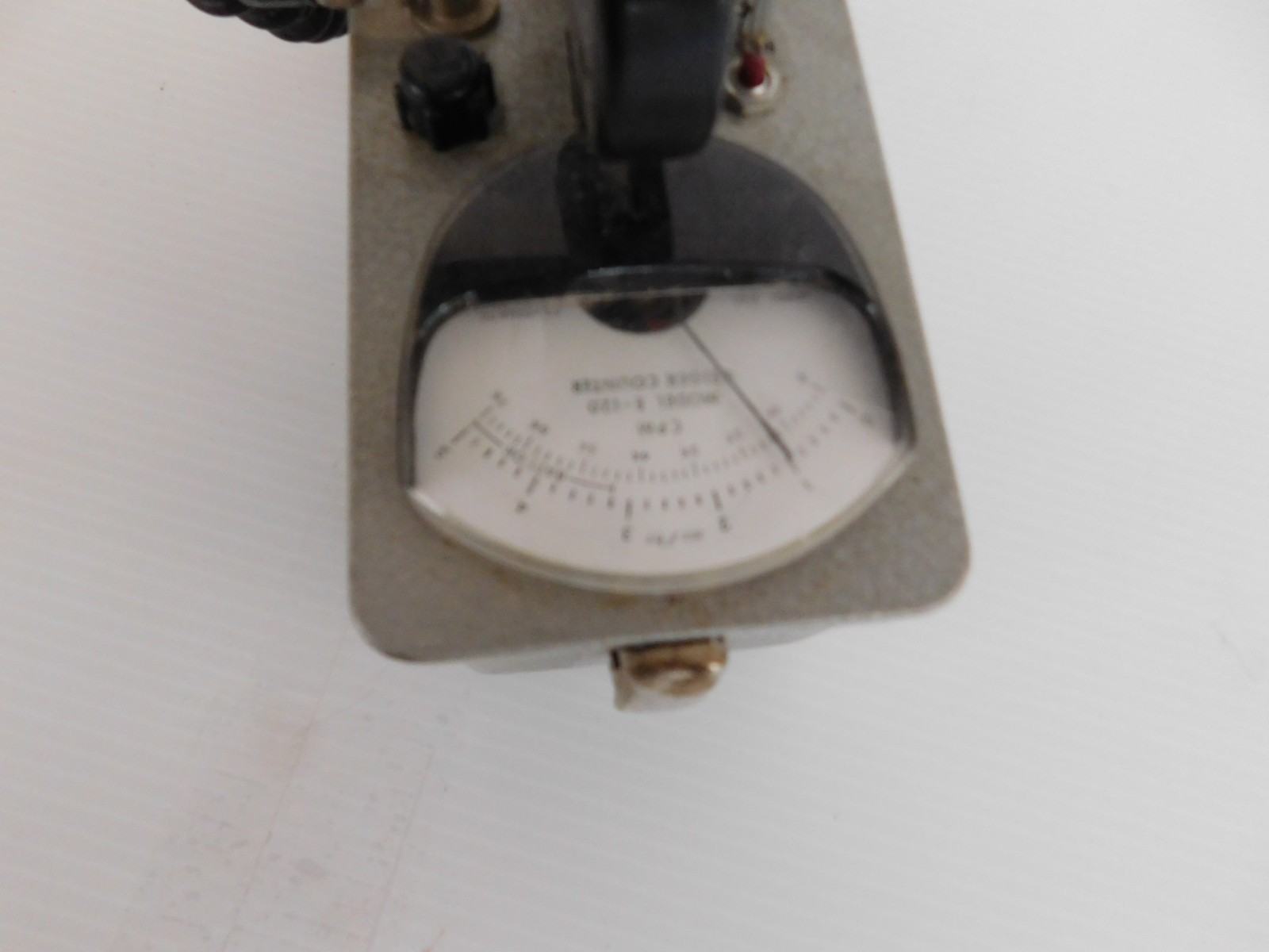 EBERLINE INSTRUMENT CORP MODEL E-120 GEIGER COUNTER (LKP152)