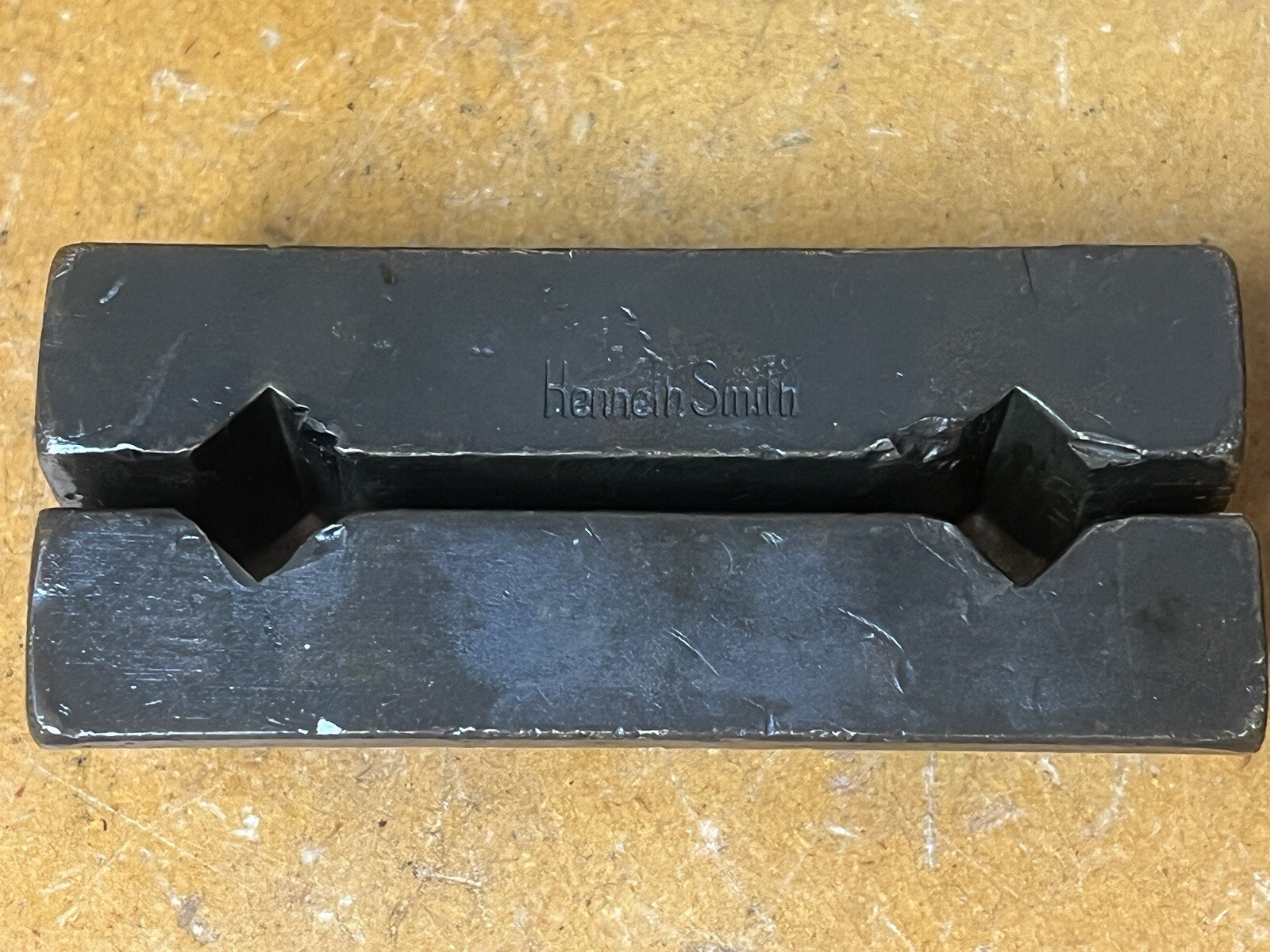 VINTAGE KENNETH SMITH 4” BRASS BENCH BISE JAWS ~