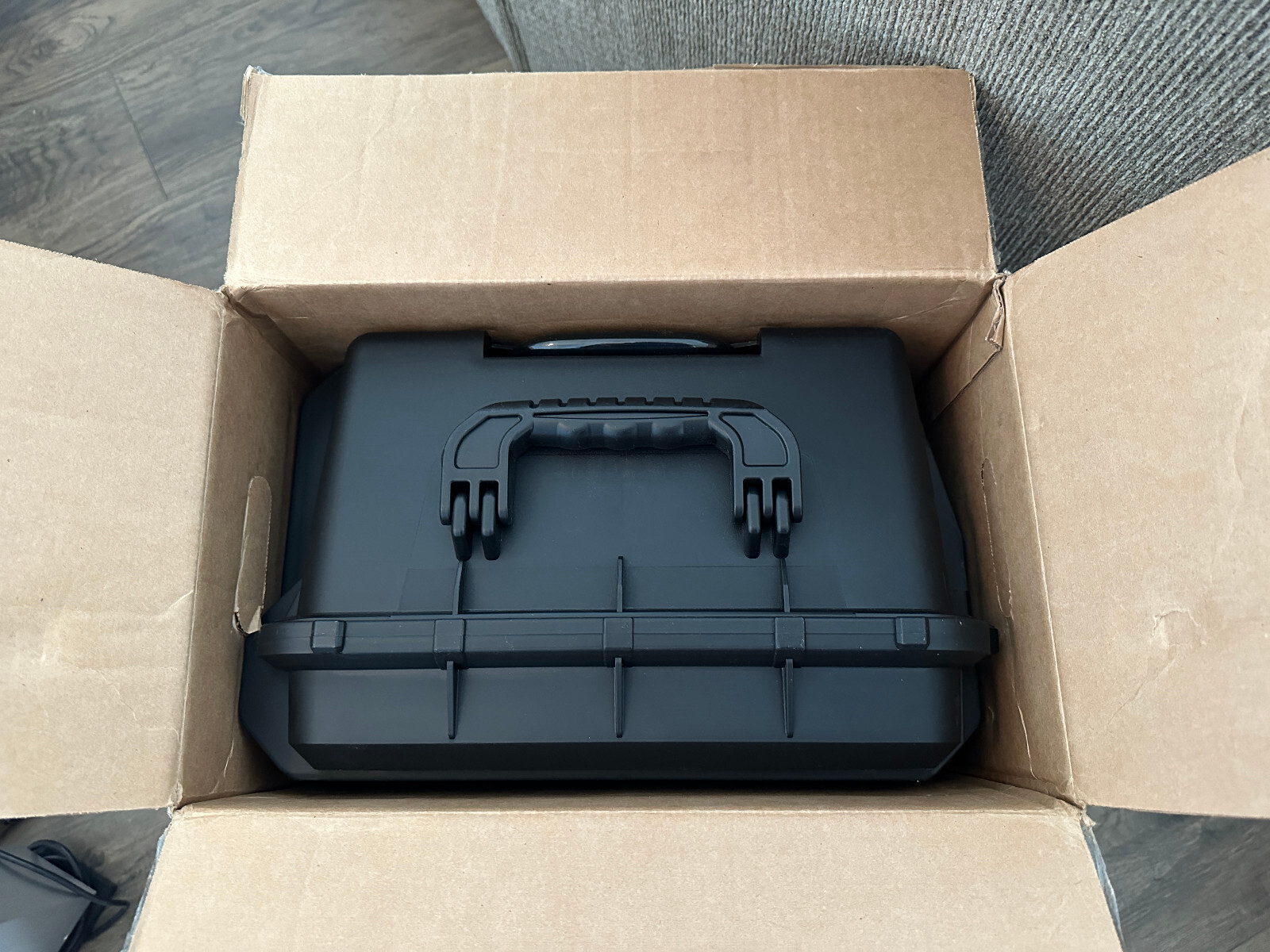 Quick Fire QF920RBKL Rolling Pistol Case Watertight w/ Locks: LARGE CAPACITY