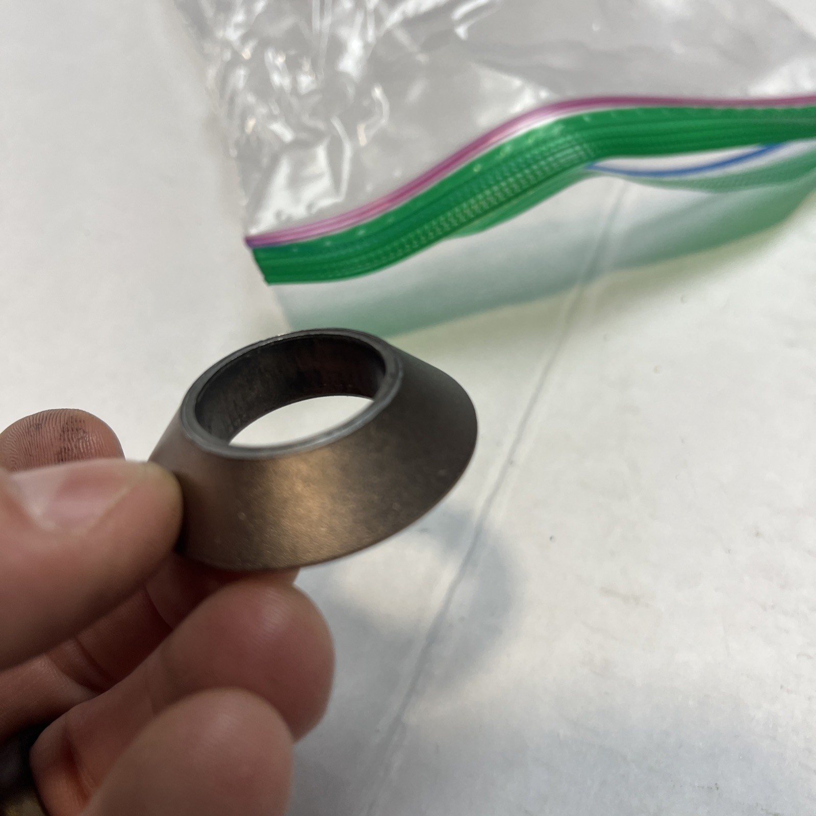 United Bmx Bottom Bracket Mid 22m Spindle Hole Size.