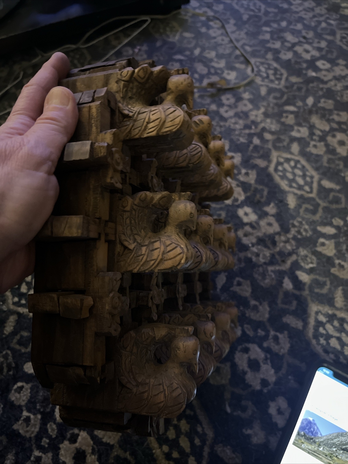 Blason Mural Croix Occitane Napal Hand carved