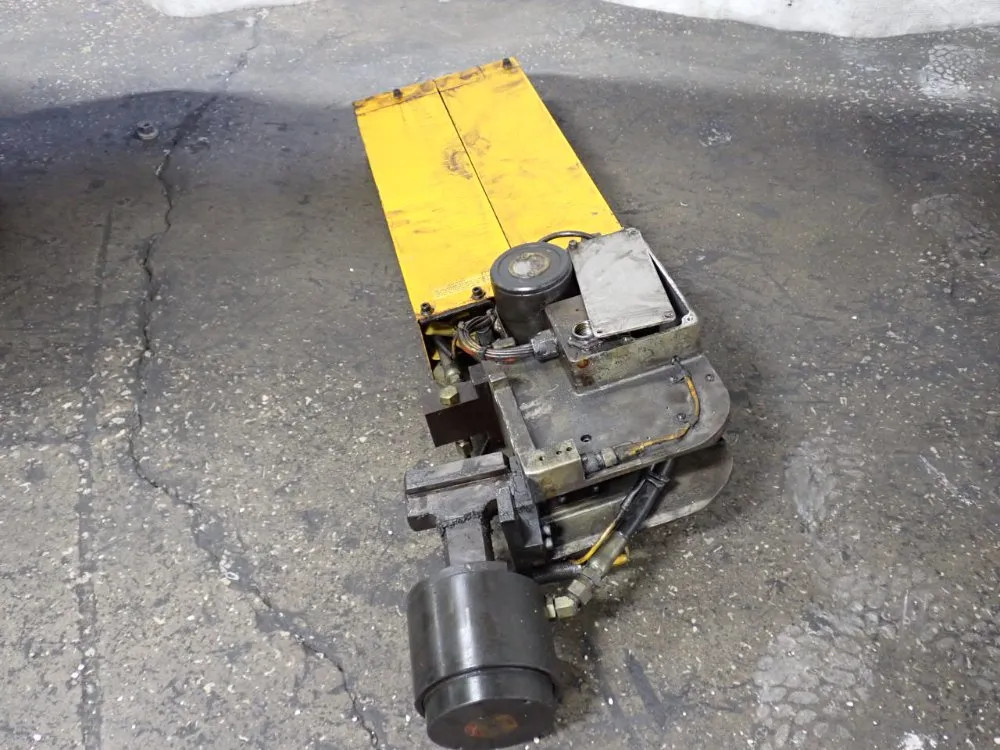 SR ENGINEERING CO.  ESY165BB-95.3-782-0620 NON-TOUCH CLAMP  16 TON 042004810
