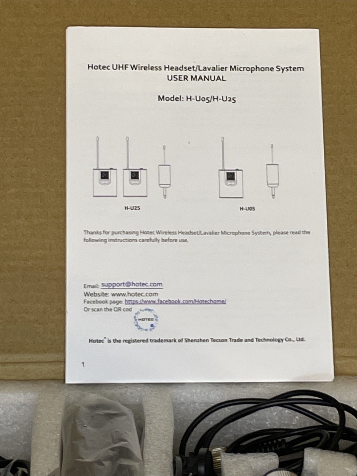 Hotec H-U05 | Wireless Headset Lavalier Microphone | Cover Extra Cords Needed