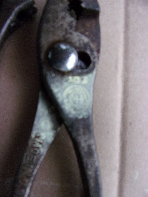 ANTIQUE McKAIG HATCH TOOL KIT LOT
