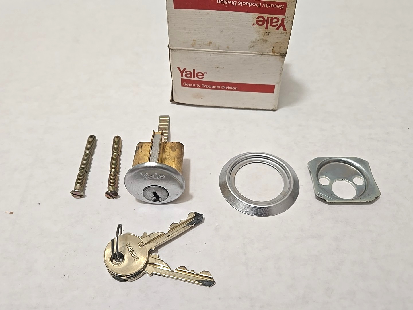 Yale Rim Cylinder 1109 GE 626