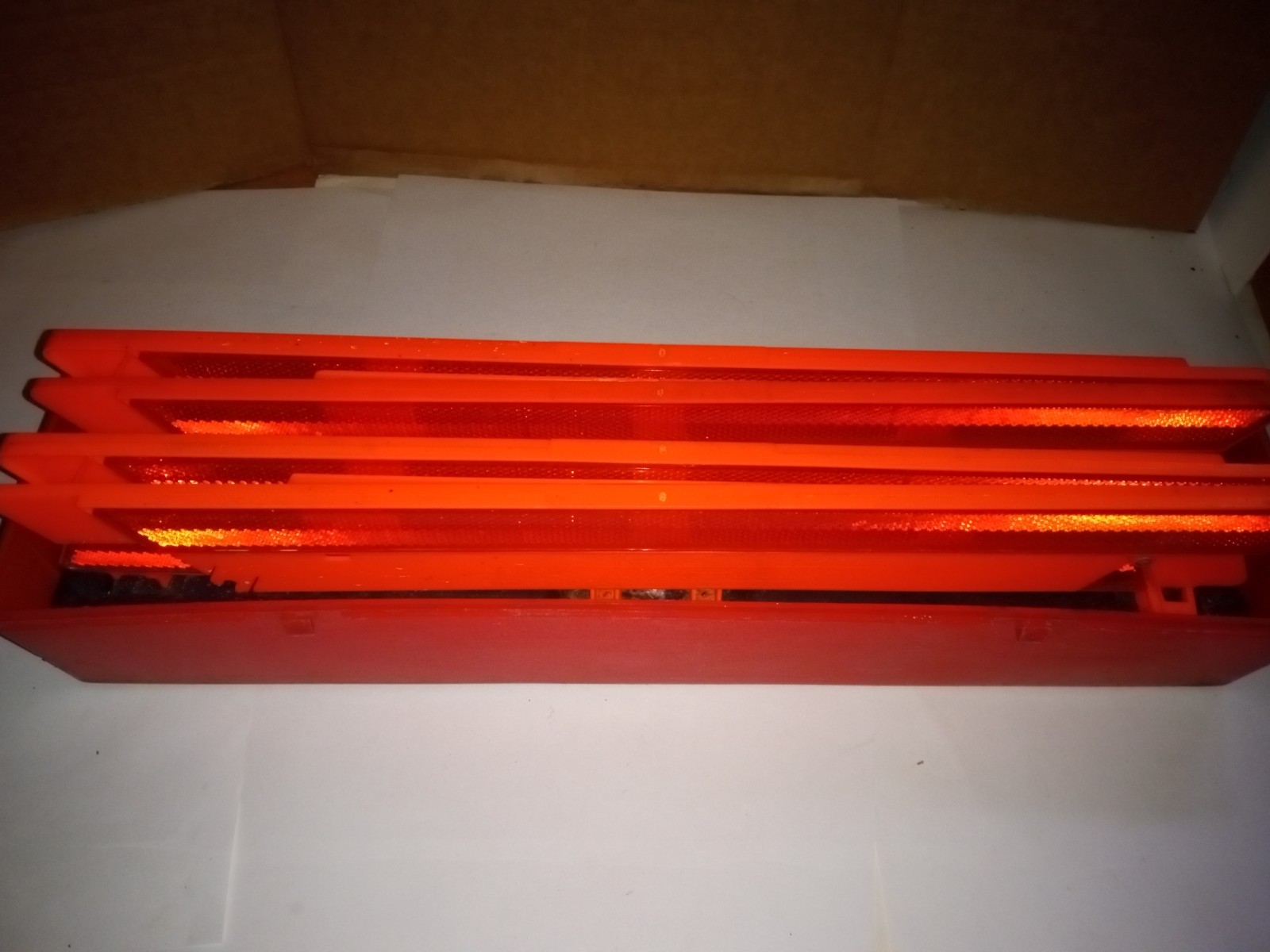 Fleetrite Trikit Heavy-duty Roadside Warning Triangle Flare Kit With Box