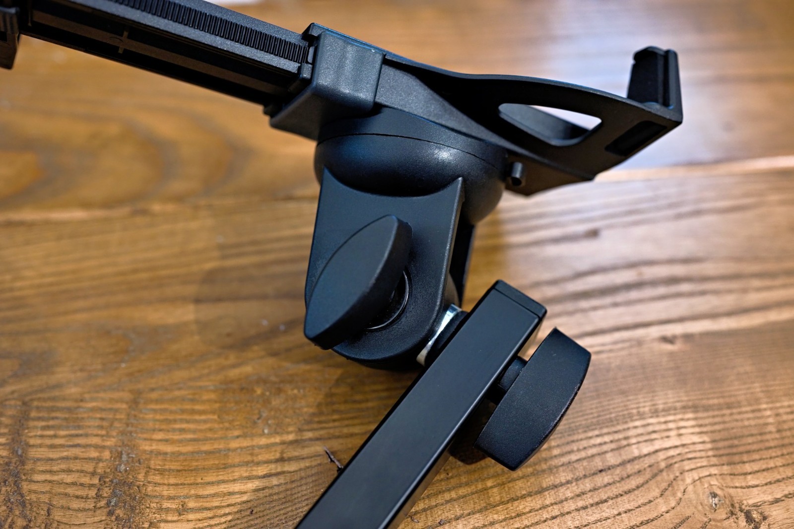 K&M Mic Stand iPad/Microsoft Surface Tablet Mount Excellent