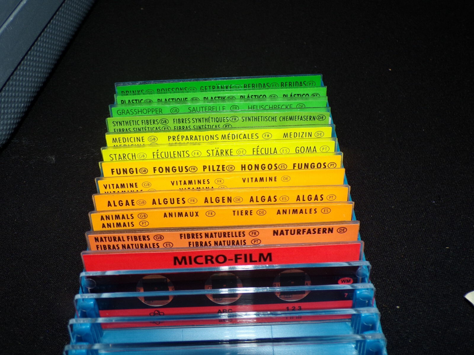 IQCrew 52-Piece Microscope Set in case wt slides