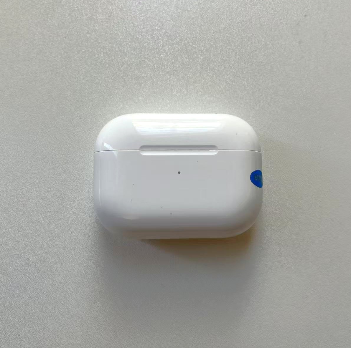Apple AirPods Pro with Wireless Charging Case - White