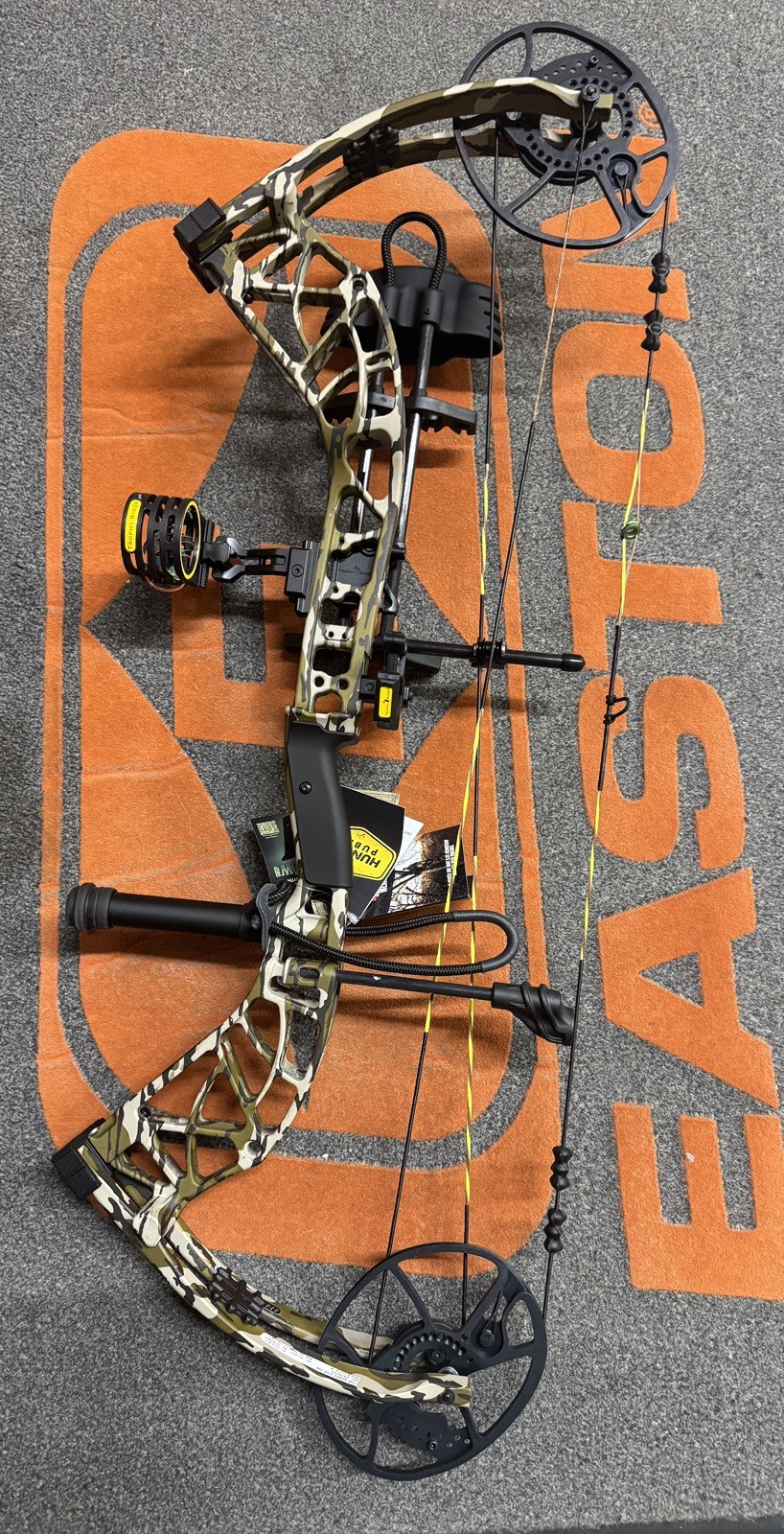 ADAPT 2 HP RTH COMPOUND BOW - NEW IN BOX - 55-70 Lbs. - 27” - 32” Draw