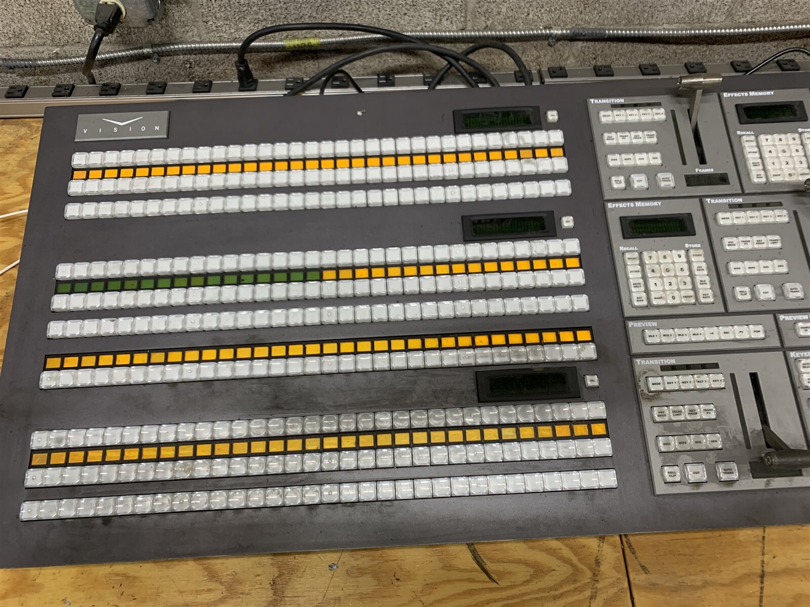 ROSS VISION 3 CONTROL PANEL V3P-001 HD PRODUCTION