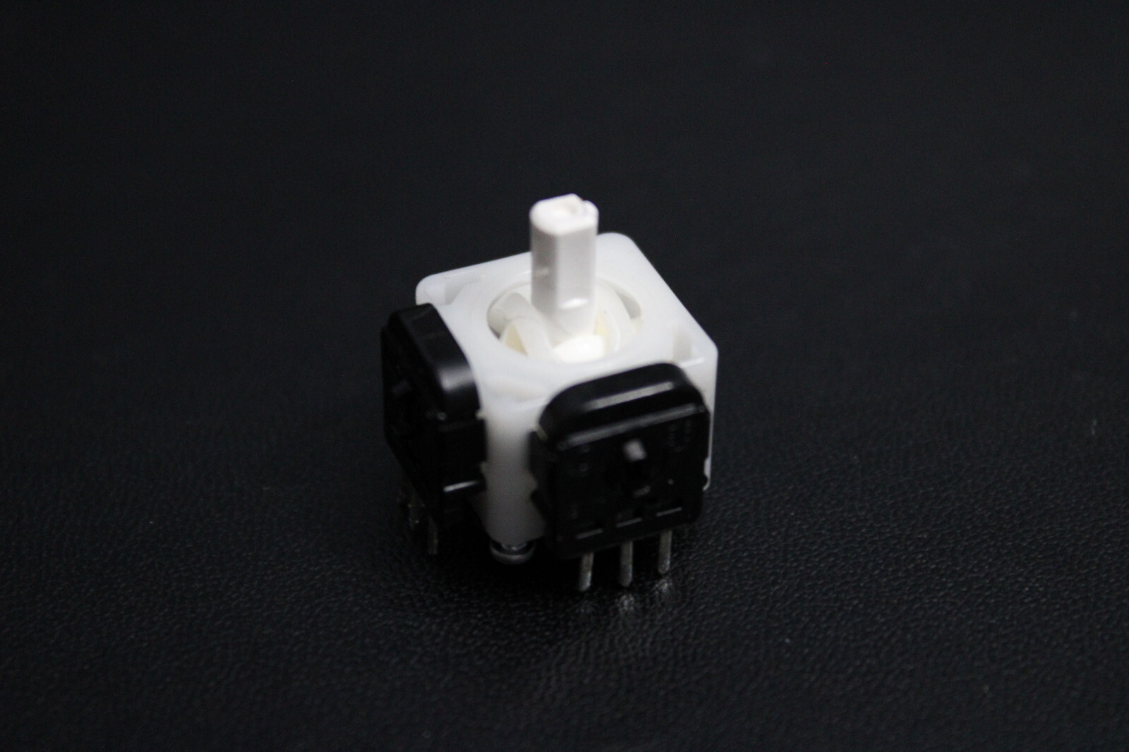 T3 Stickbox for Nintendo Gamecube Controllers