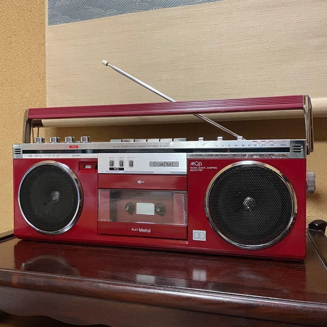TOSHIBA RT-S63R Boombox Radio Cassette BOMBEAT Japan Collector