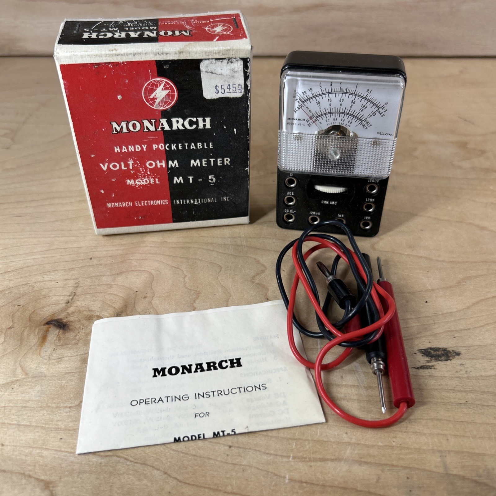 Vintage Monarch Handy Pocketable Volt OHM Meter ELECTRONIC TESTER Model MT-5