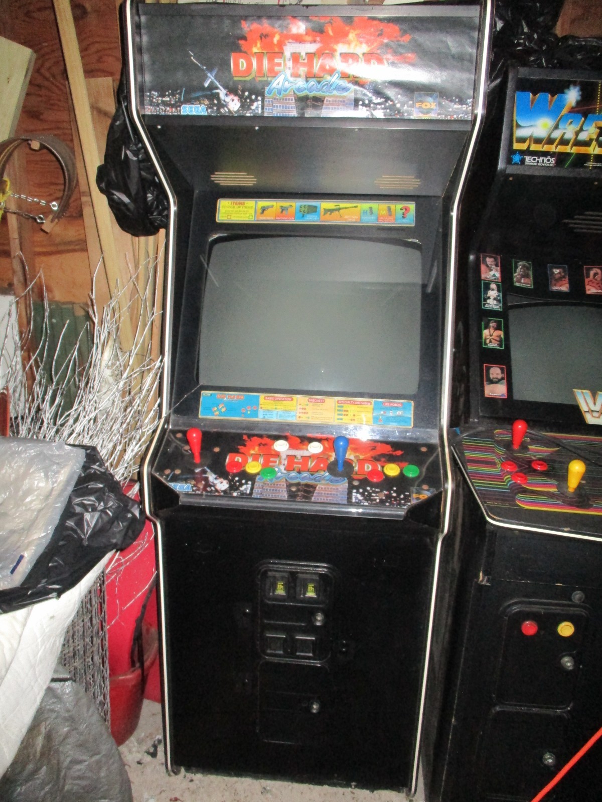 DIE HARD ARCADE by SEGA 1996 full size In Good Condition