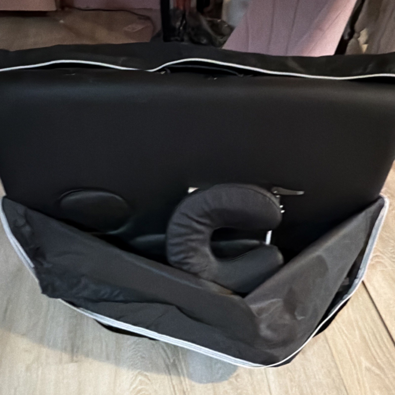 Black Portable Foldable Massage Table Adjustable Height Aluminum Frame