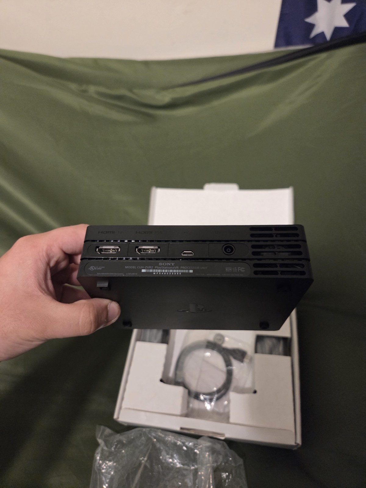 PS VR Processor Unit with PS Camera and 2 Move Controllers. Never Used. Open Box