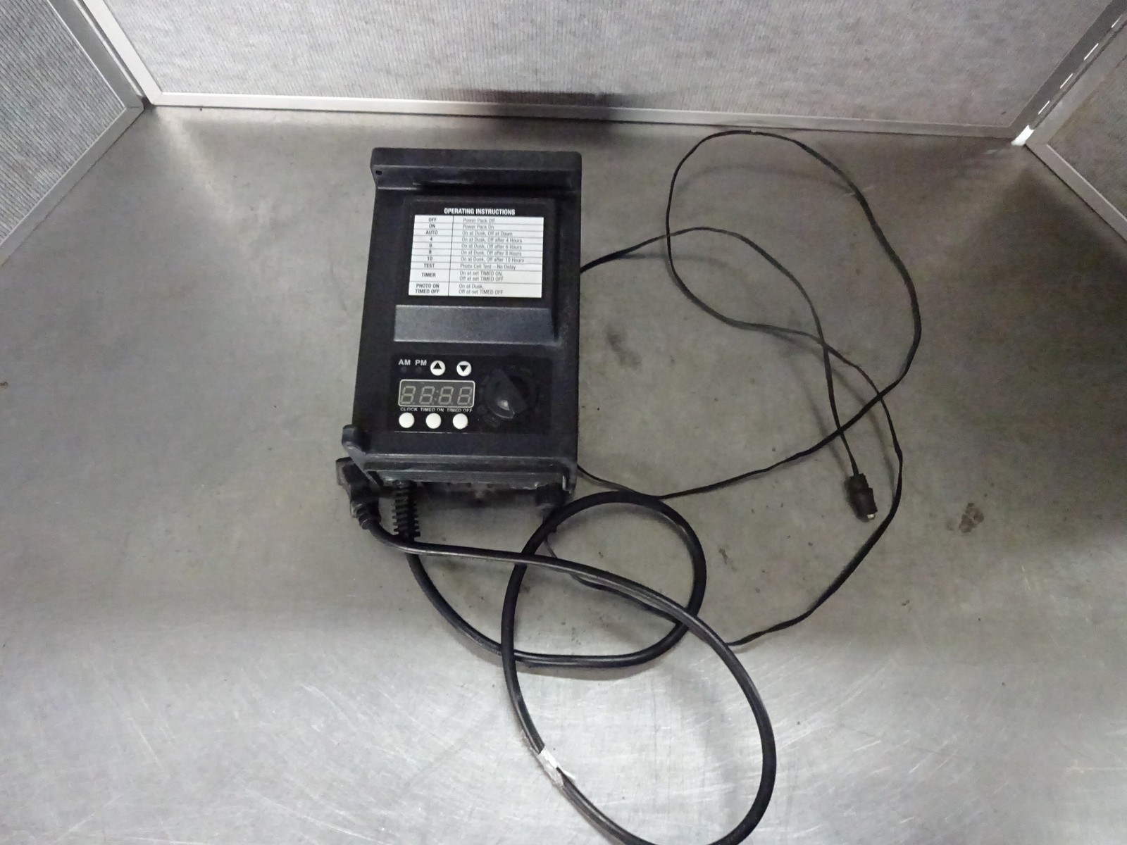 Low Voltage Outdoor Light Transformer 120 Watt Missing Cover