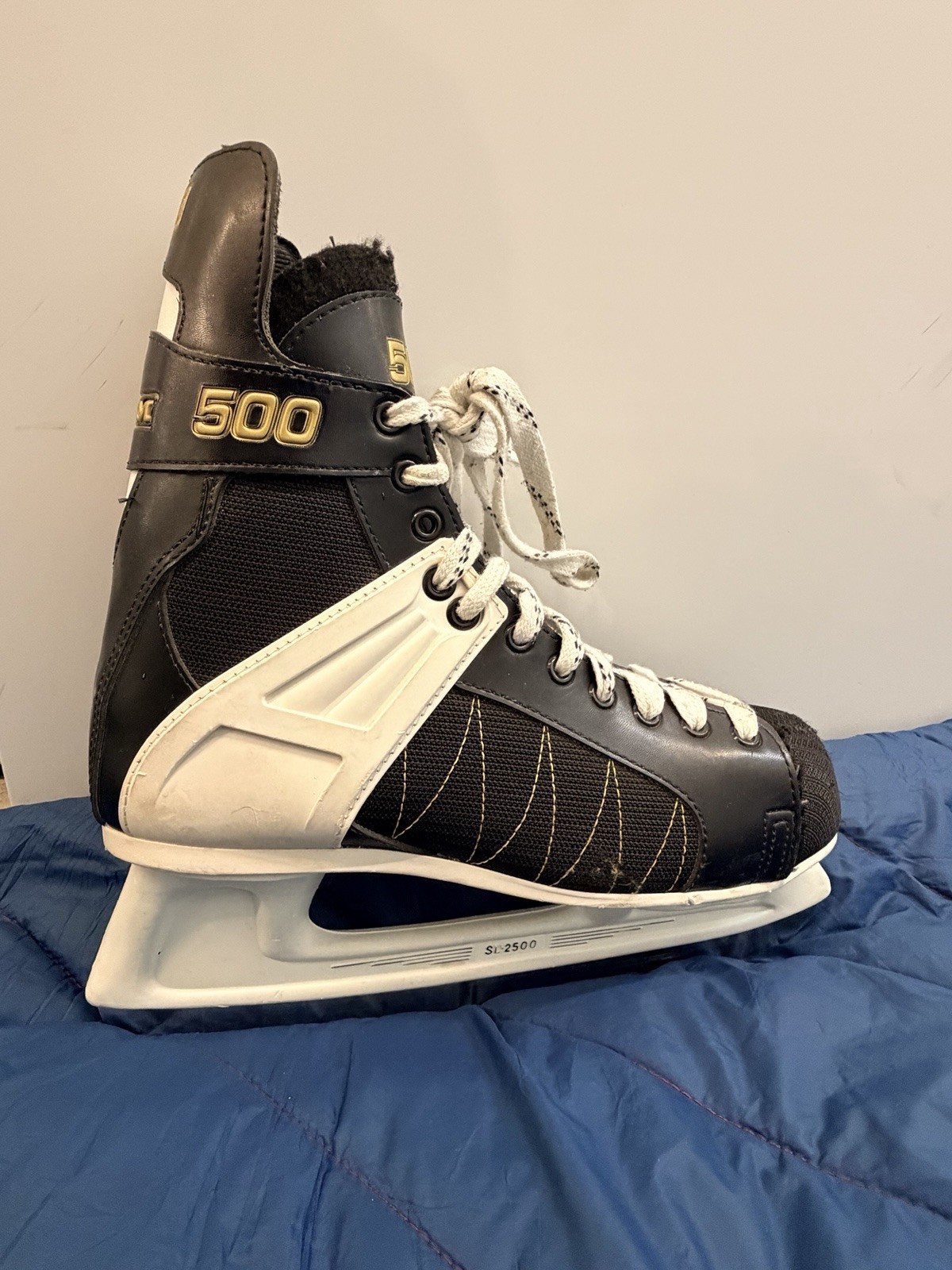 CCM 500 SL-2500 Ice Hockey Skates 11” Blade Men sz. 9.5-10 Intruder Powerline