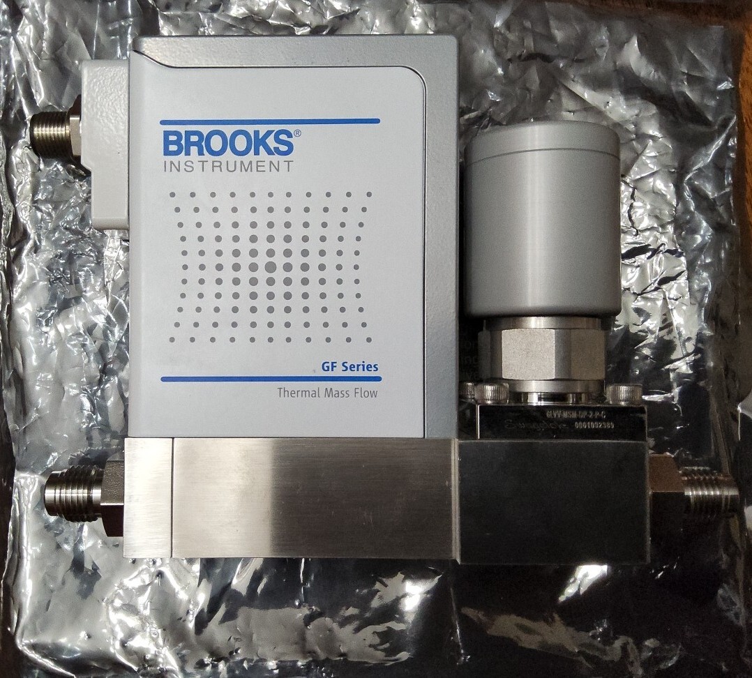 Mass Flow Controller Brooks Instruments GF040C Used