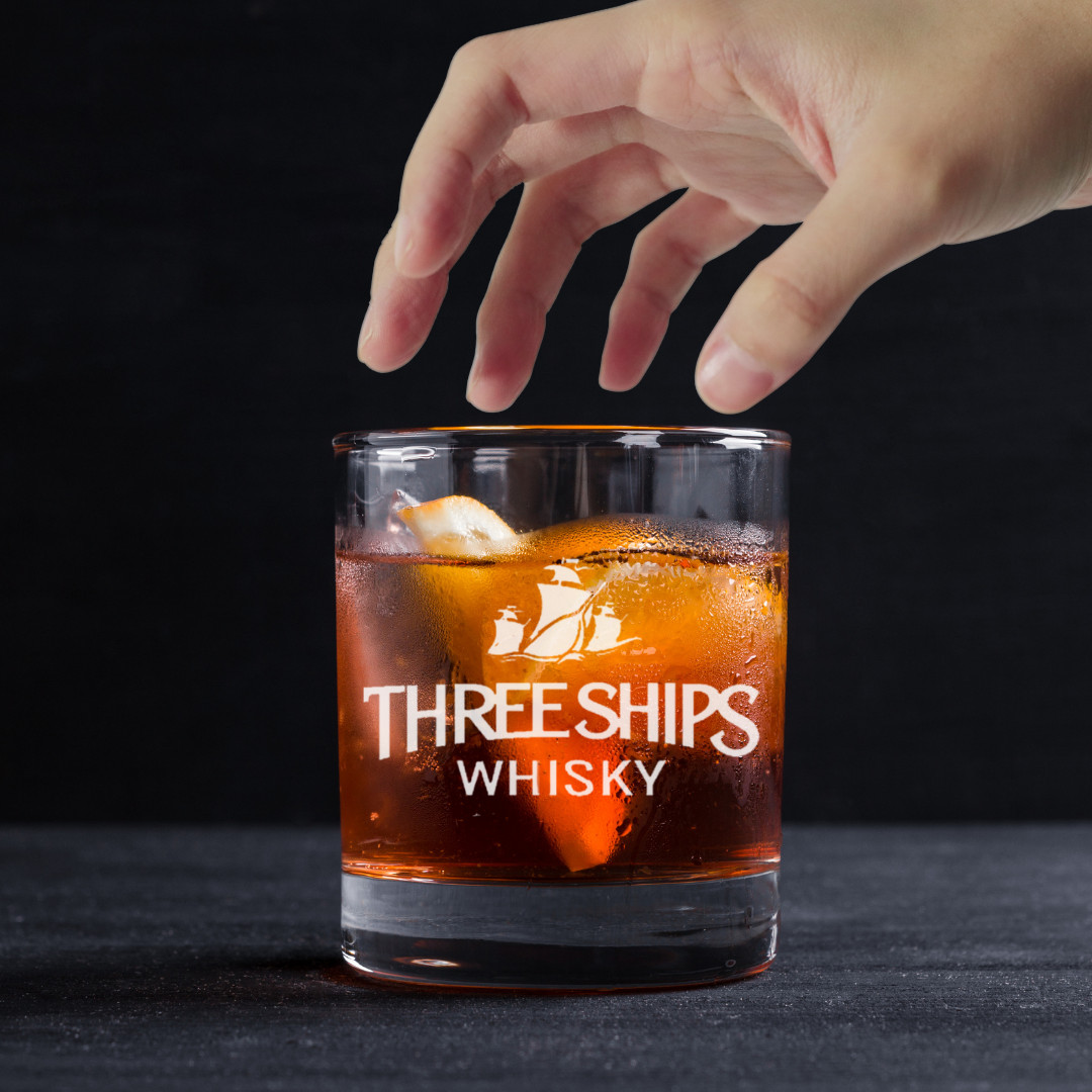 Custom Engraved Three Ships Whiskey Glass – 11 oz Standard Rocks Glass