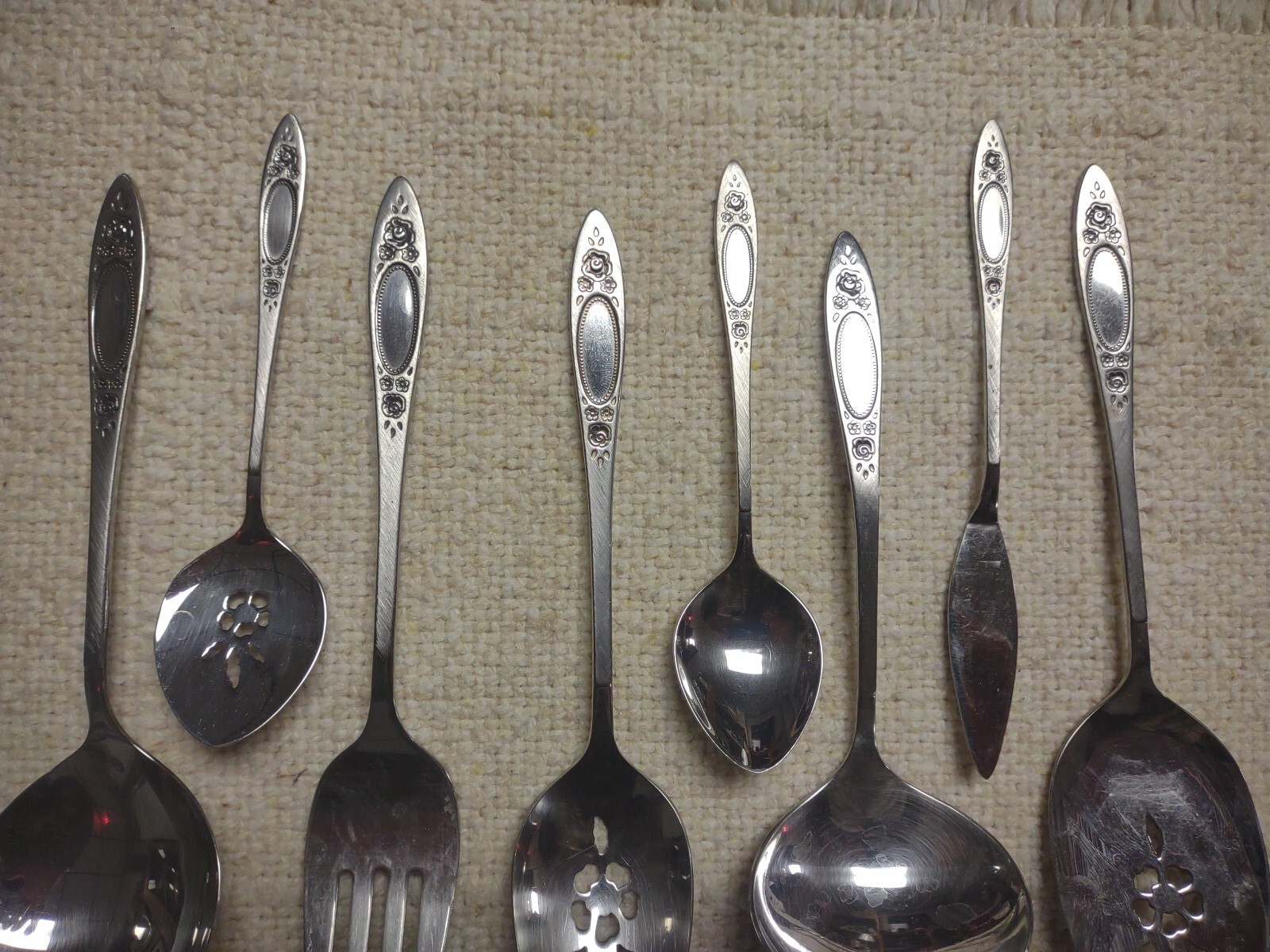 Oneida Community Stainless Flatware Vignette Pattern 8 Different Serving Pieces