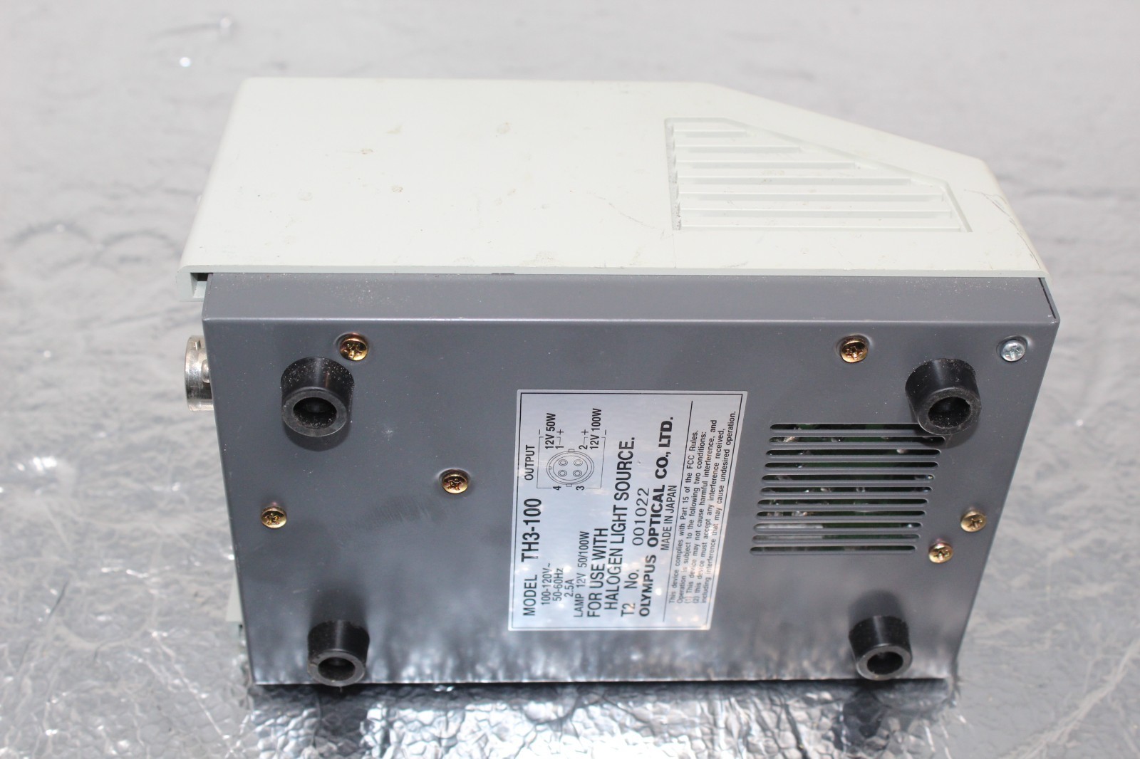 OLYMPUS OPTICAL TH3-100 (100-120V) HALOGEN LIGHT SOURCE POWER SUPPLY