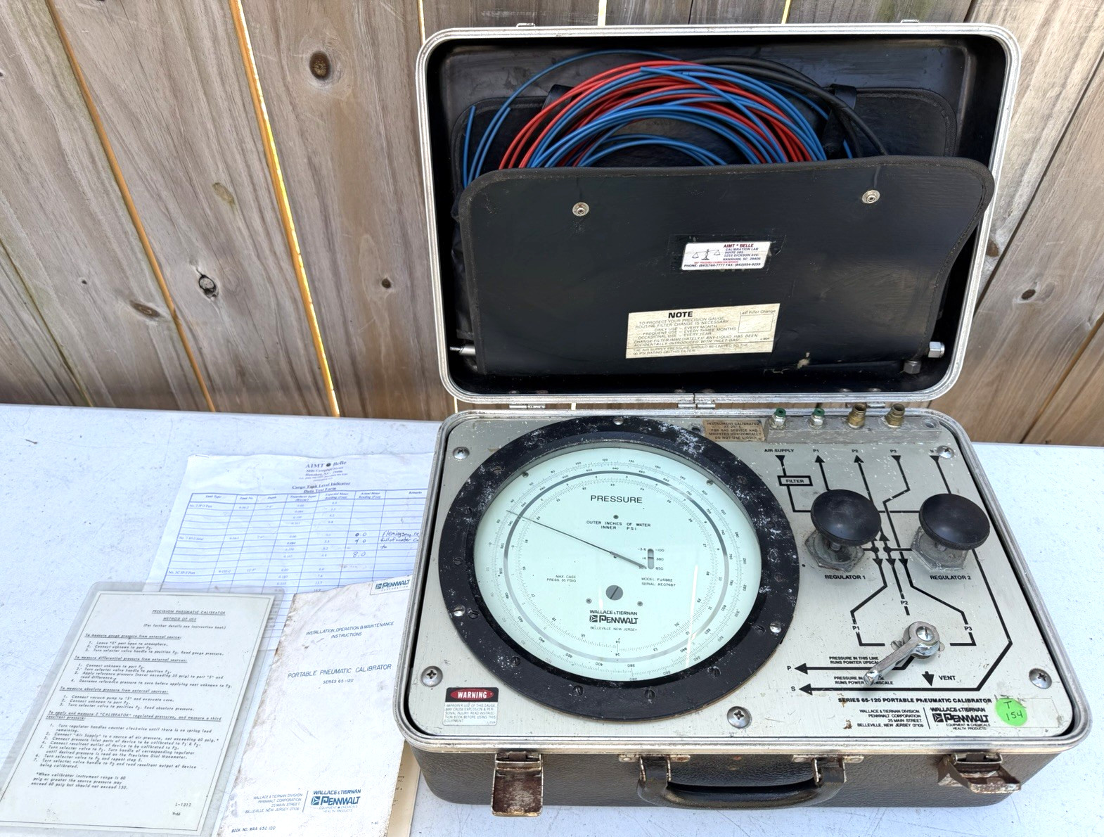 Wallace and Tiernan Pennwalt Series 64-120 Portable Pneumatic Calibrator- FU4882