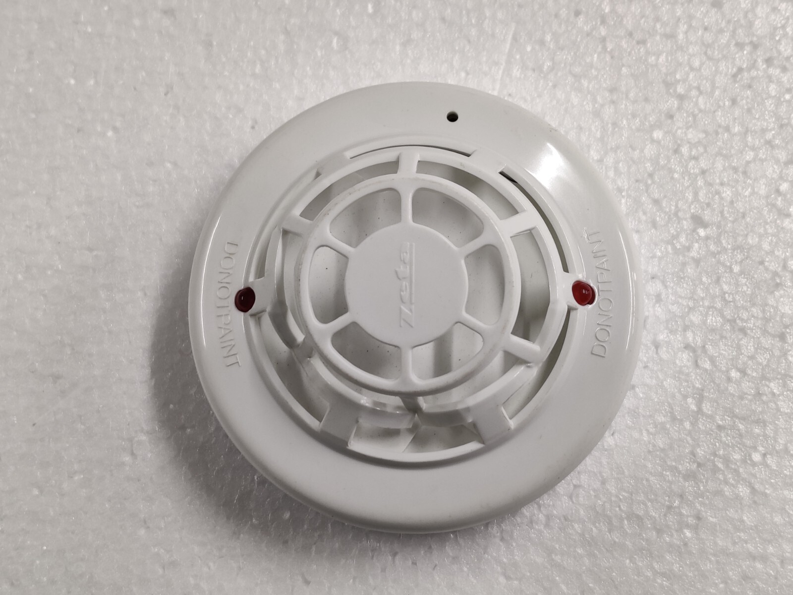 Fyreye FEHR2000 Heat Detector Class A1r Part No. 80-030 With Base