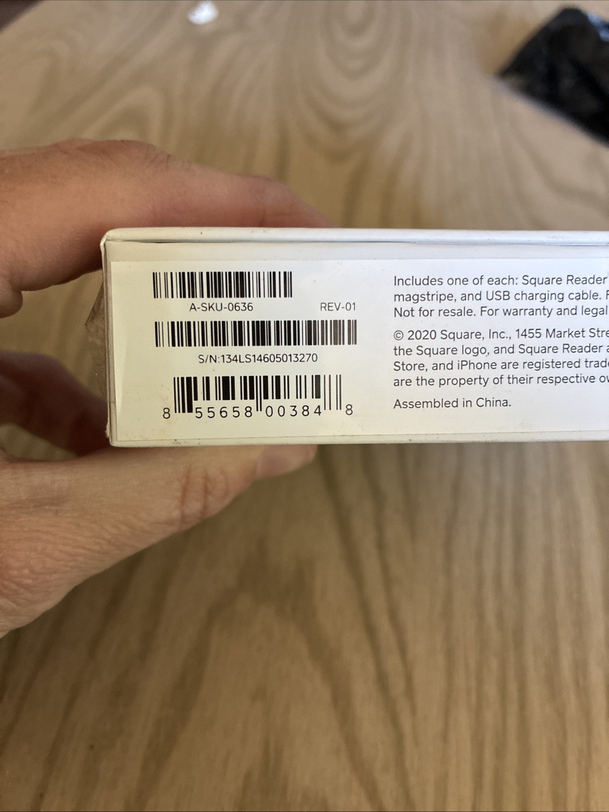 Square A-PKG-0206-01 Credit Debit Card Reader - White for Apple iPhone & Android