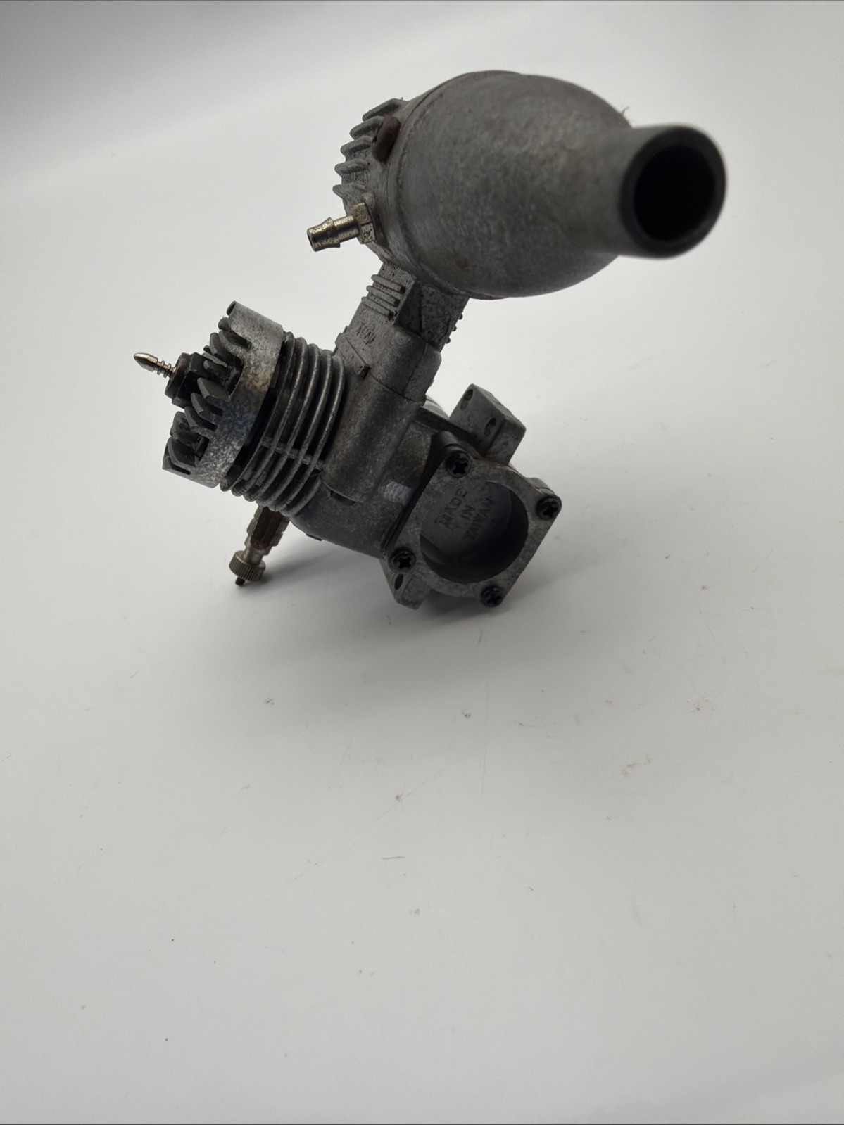 New Magnum GP 15 RC airplane Engine M16