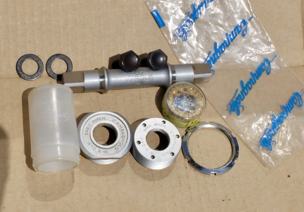 Campagnolo * Record * Bottom Bracket 36x24 ITA NOS