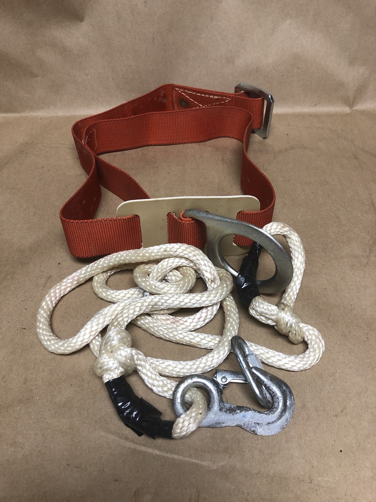 VINTAGE R.H. BUHRKE CO. KLEIN TOOLS SAFETY BELT MODEL 5475 SIZE MEDIUM #2