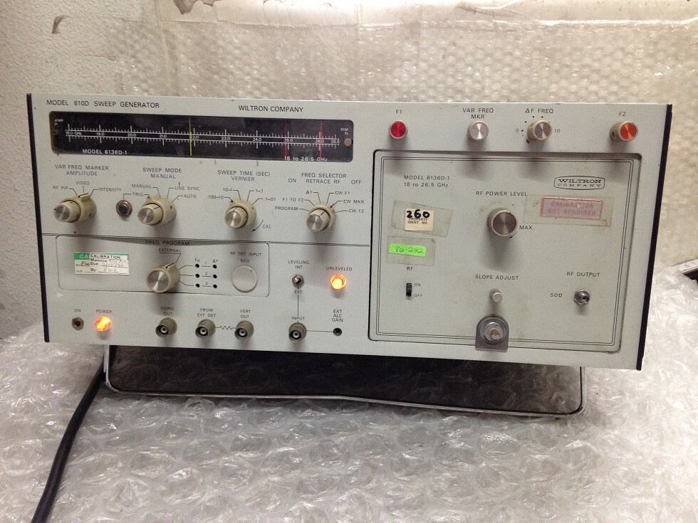 WILTRON SWEEP GENERATOR MODEL 610D W/ 6136D-1 PLUG IN