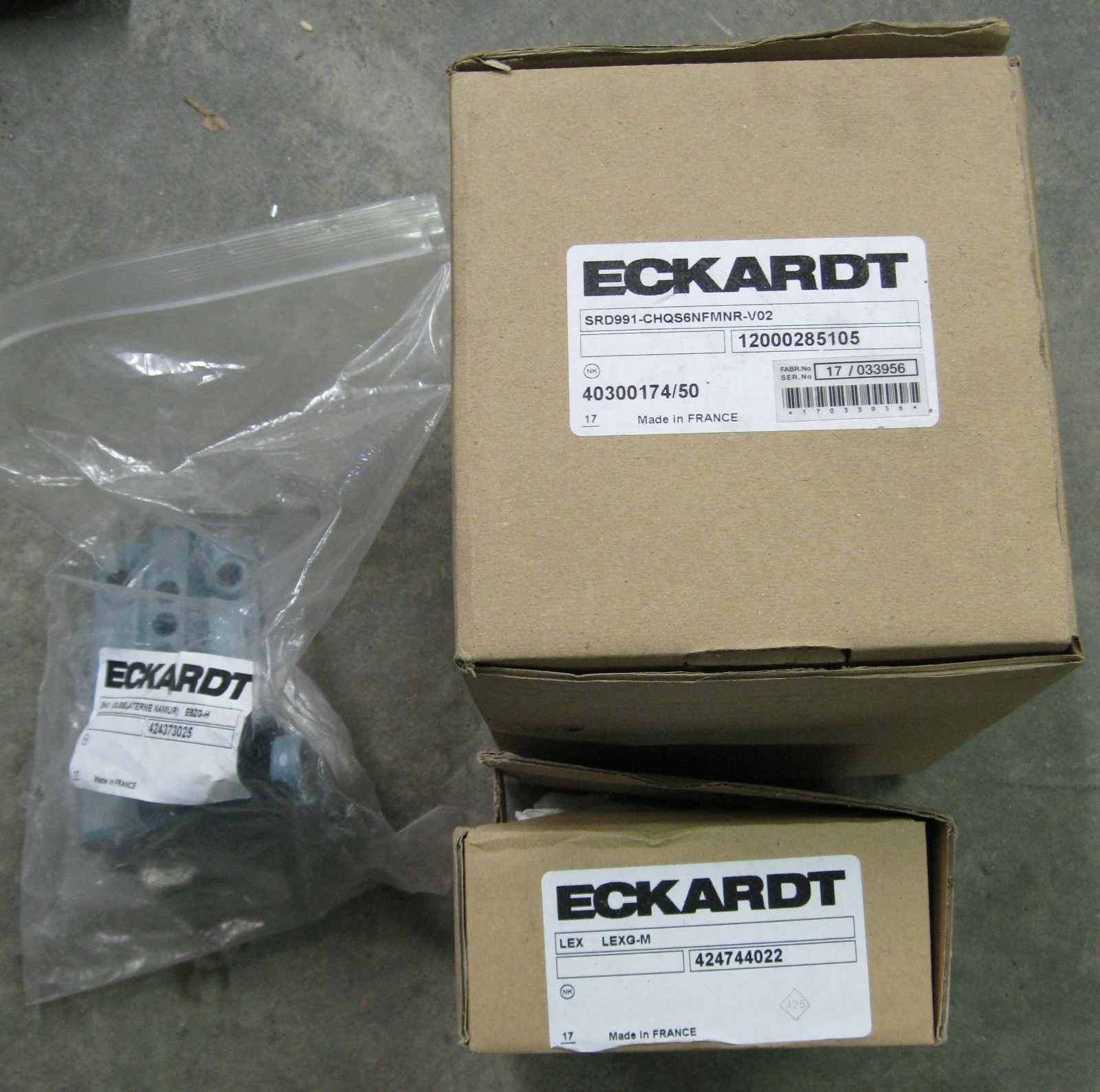 Invensys Eckardt SRD991-CHQS6NFMNR-V02 W/ LEXG-M And EBZG-H Positioner Kit