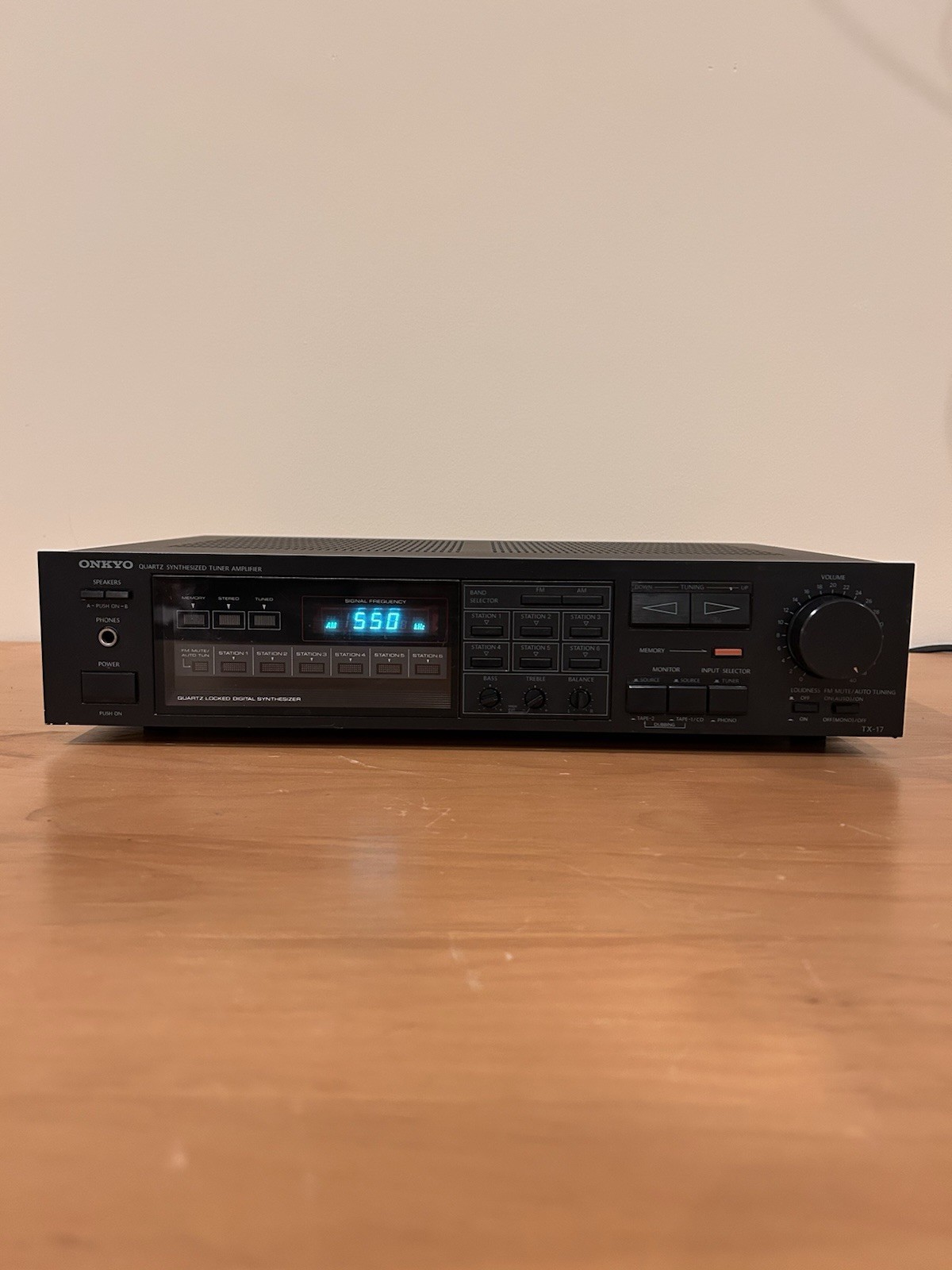 Onkyo TX-17 Quartz Synthesized Tuner Amplifier