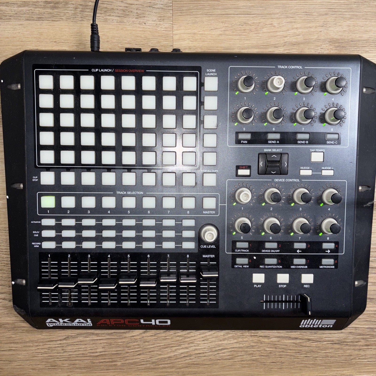 AKAI APC Ableton Performance Controller with box