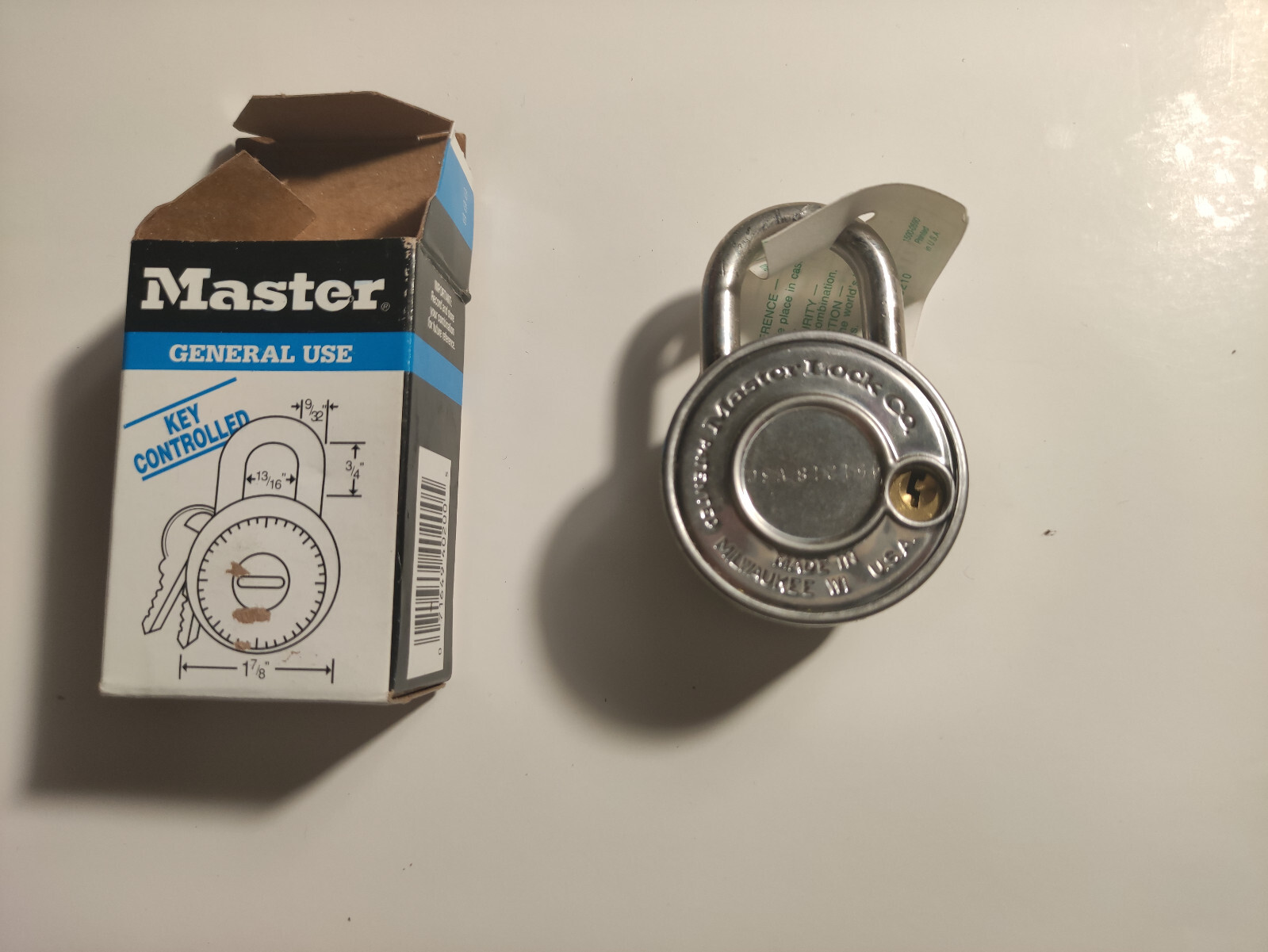 Master Lock 1525 Combination Padlock - USA Made - No Key