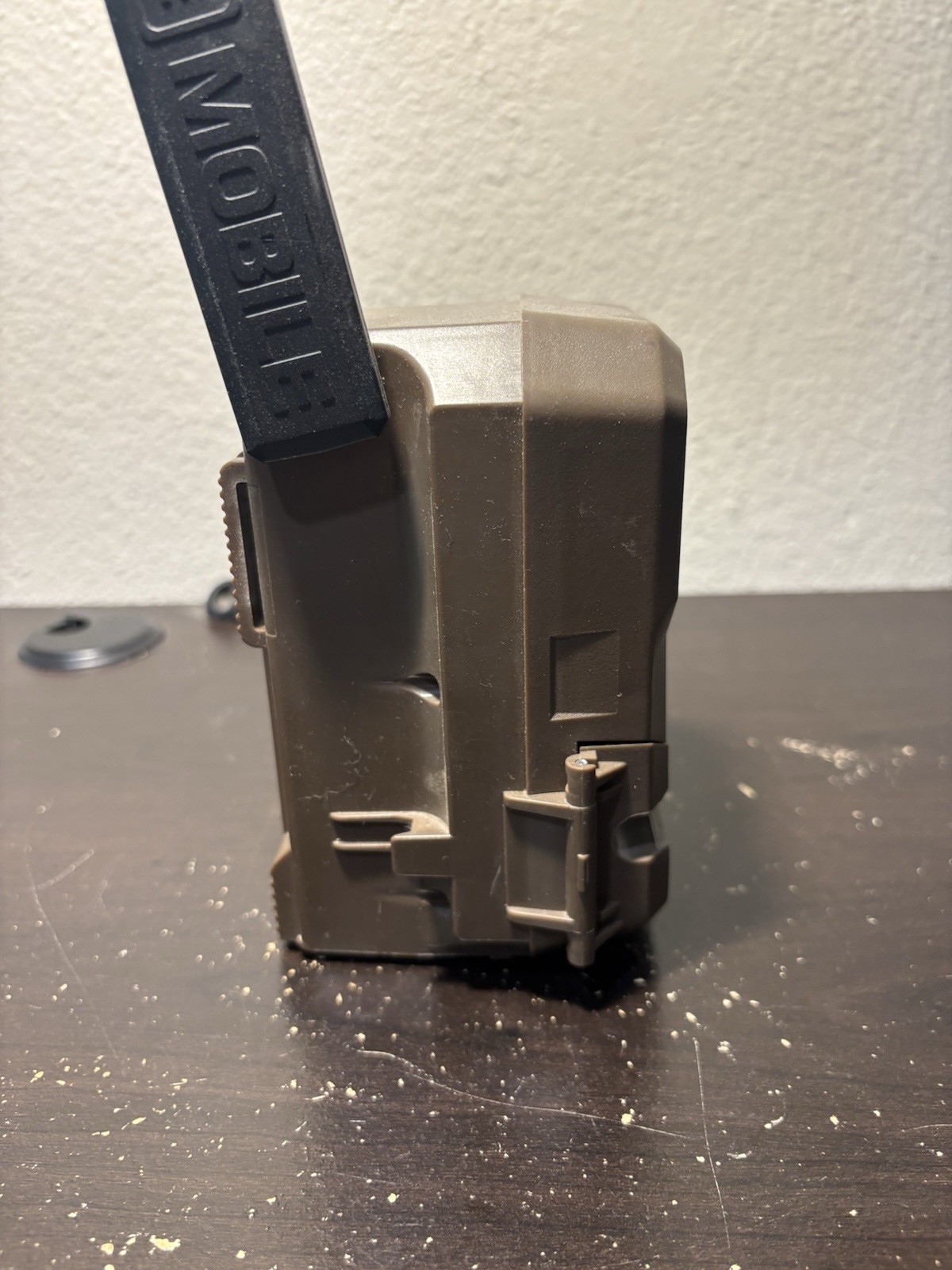 Moultrie Mobile Edge Cellular Trail Camera Model MCG-14076 Built In Memory