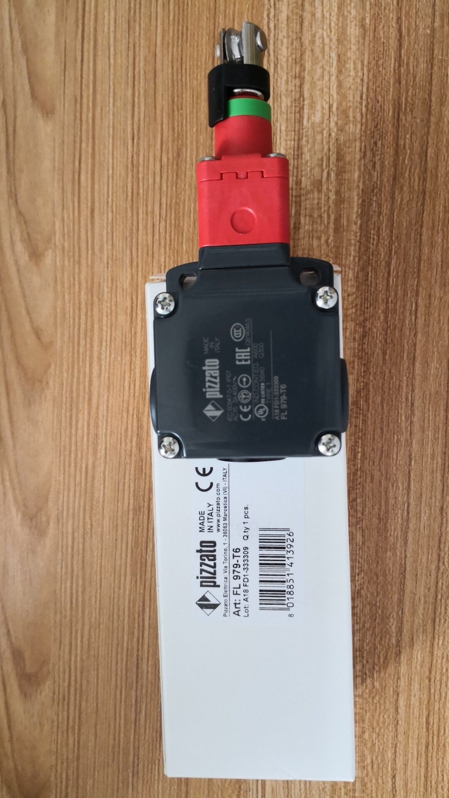 1pcs Pizzato Microswitch Safety Limit Switch FL 979-T6