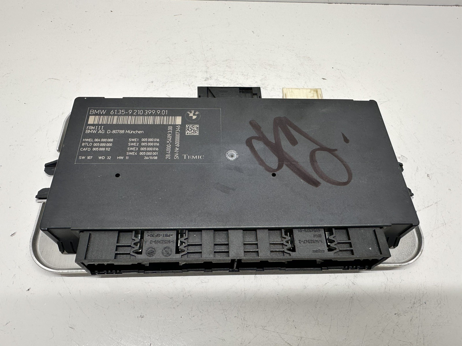 2009-2015 Bmw Footwell Control Module OE 6135-9210399 Fits BMW 750LI